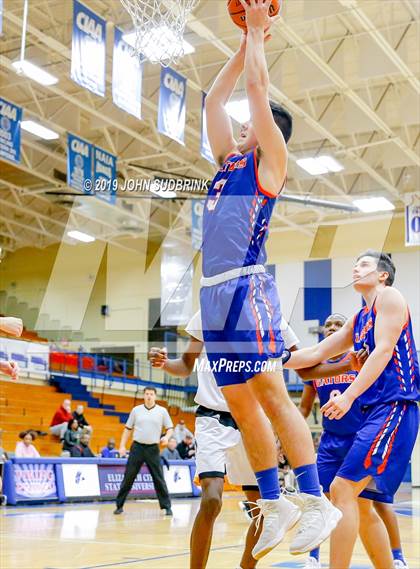 Thumbnail 1 in Greenbrier Christian Academy vs Perquimans (Robert L. Vaughan Border Clash Basketball Invitational) photogallery.