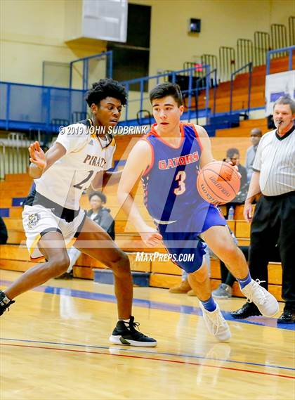 Thumbnail 1 in Greenbrier Christian Academy vs Perquimans (Robert L. Vaughan Border Clash Basketball Invitational) photogallery.