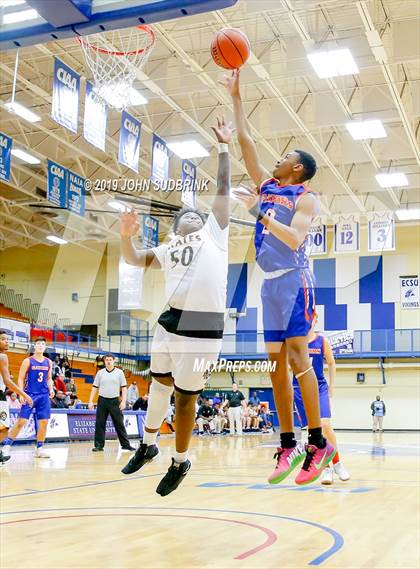 Thumbnail 2 in Greenbrier Christian Academy vs Perquimans (Robert L. Vaughan Border Clash Basketball Invitational) photogallery.