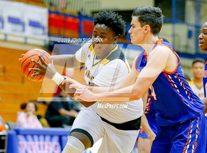Thumbnail 3 in Greenbrier Christian Academy vs Perquimans (Robert L. Vaughan Border Clash Basketball Invitational) photogallery.