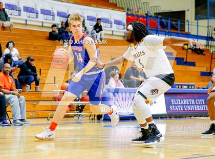 Thumbnail 1 in Greenbrier Christian Academy vs Perquimans (Robert L. Vaughan Border Clash Basketball Invitational) photogallery.