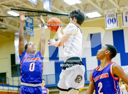 Thumbnail 2 in Greenbrier Christian Academy vs Perquimans (Robert L. Vaughan Border Clash Basketball Invitational) photogallery.