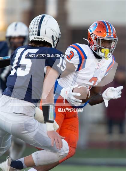 Thumbnail 2 in Cary-Grove vs. East St. Louis (IHSA Class 6A Final) photogallery.