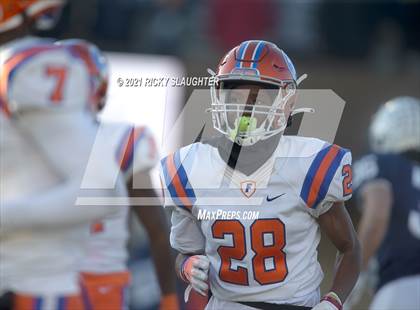 Thumbnail 1 in Cary-Grove vs. East St. Louis (IHSA Class 6A Final) photogallery.