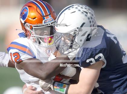 Thumbnail 2 in Cary-Grove vs. East St. Louis (IHSA Class 6A Final) photogallery.