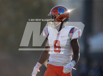 Thumbnail 1 in Cary-Grove vs. East St. Louis (IHSA Class 6A Final) photogallery.