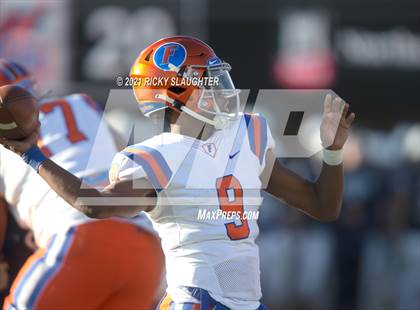 Thumbnail 1 in Cary-Grove vs. East St. Louis (IHSA Class 6A Final) photogallery.