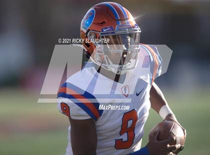 Thumbnail 1 in Cary-Grove vs. East St. Louis (IHSA Class 6A Final) photogallery.