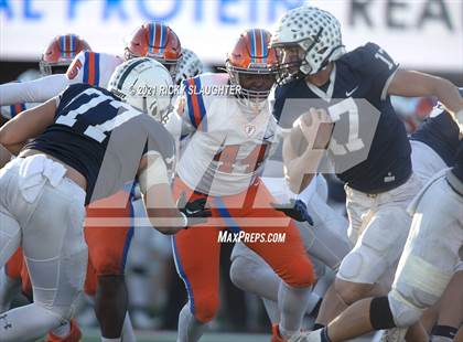 Thumbnail 3 in Cary-Grove vs. East St. Louis (IHSA Class 6A Final) photogallery.