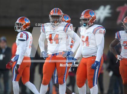 Thumbnail 1 in Cary-Grove vs. East St. Louis (IHSA Class 6A Final) photogallery.