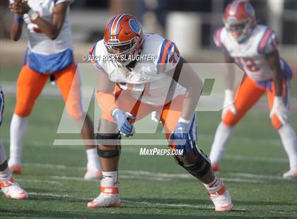 Thumbnail 2 in Cary-Grove vs. East St. Louis (IHSA Class 6A Final) photogallery.