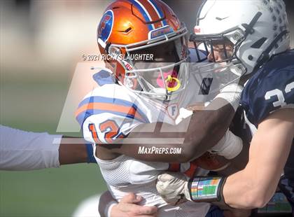 Thumbnail 1 in Cary-Grove vs. East St. Louis (IHSA Class 6A Final) photogallery.