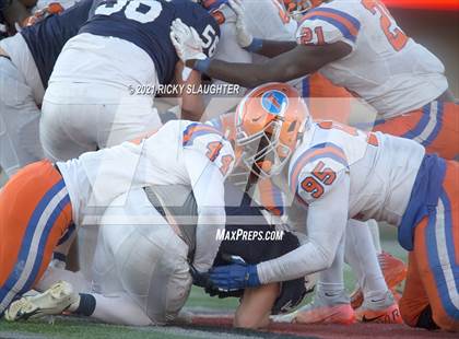 Thumbnail 3 in Cary-Grove vs. East St. Louis (IHSA Class 6A Final) photogallery.