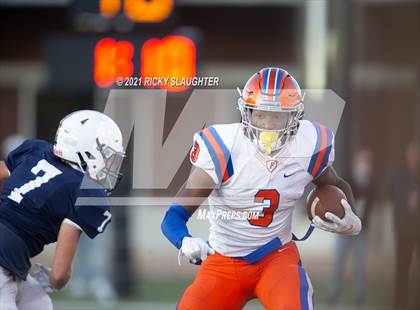 Thumbnail 2 in Cary-Grove vs. East St. Louis (IHSA Class 6A Final) photogallery.