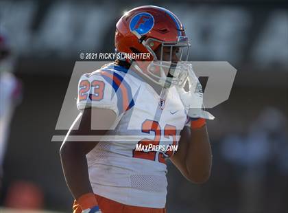 Thumbnail 3 in Cary-Grove vs. East St. Louis (IHSA Class 6A Final) photogallery.
