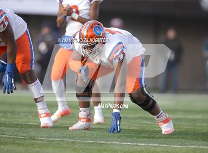 Thumbnail 3 in Cary-Grove vs. East St. Louis (IHSA Class 6A Final) photogallery.
