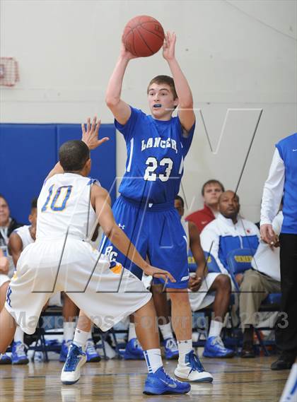 Thumbnail 3 in Brookfield Central vs. King photogallery.
