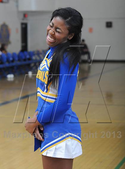 Thumbnail 2 in Brookfield Central vs. King photogallery.