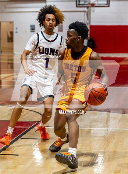 Thumbnail 3 in Winston Salem Christian National vs. Bishop Ireton (Capital Hoops Mayhem on Military) photogallery.