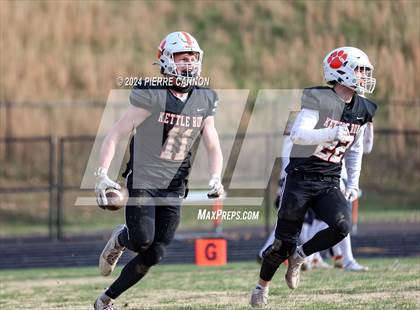 Thumbnail 2 in Lafayette vs Kettle Run (VHSL Class 3 State Semifinal) photogallery.
