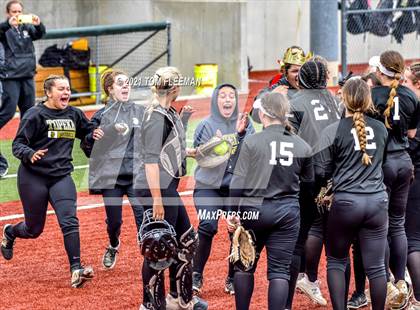 Thumbnail 2 in Gardner-Edgerton vs Topeka (KSHSAA Quartert Final - Game #1) photogallery.