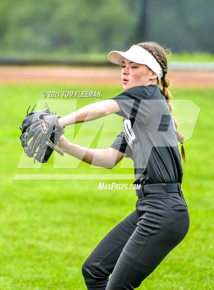 Thumbnail 3 in Gardner-Edgerton vs Topeka (KSHSAA Quartert Final - Game #1) photogallery.