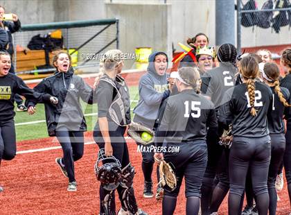 Thumbnail 1 in Gardner-Edgerton vs Topeka (KSHSAA Quartert Final - Game #1) photogallery.