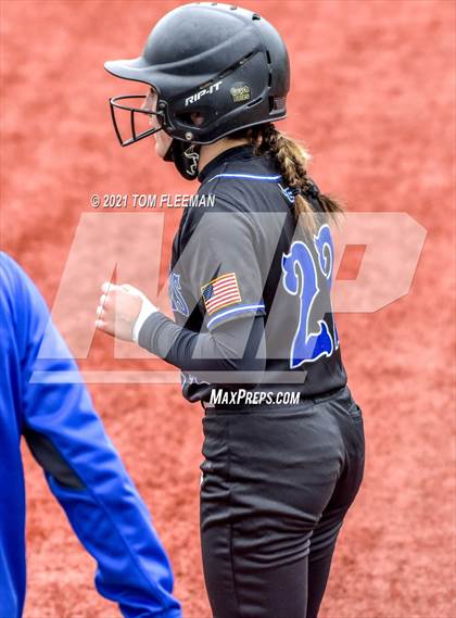 Thumbnail 3 in Gardner-Edgerton vs Topeka (KSHSAA Quartert Final - Game #1) photogallery.