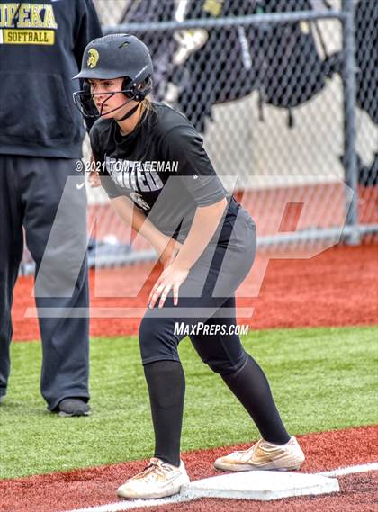 Thumbnail 2 in Gardner-Edgerton vs Topeka (KSHSAA Quartert Final - Game #1) photogallery.