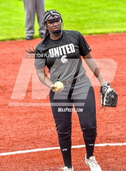 Thumbnail 2 in Gardner-Edgerton vs Topeka (KSHSAA Quartert Final - Game #1) photogallery.
