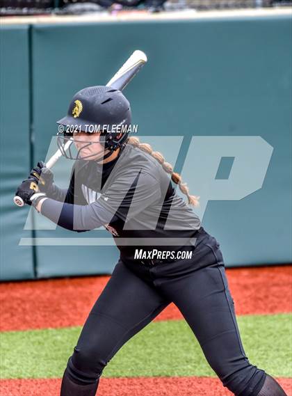 Thumbnail 2 in Gardner-Edgerton vs Topeka (KSHSAA Quartert Final - Game #1) photogallery.
