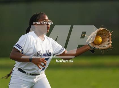 Thumbnail 3 in Trinity Christian @ Luella photogallery.