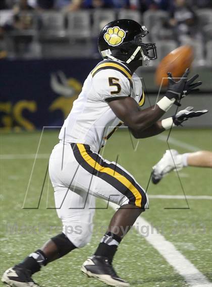 Thumbnail 2 in North Allegheny @ Central Catholic photogallery.
