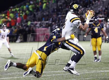 Thumbnail 3 in North Allegheny @ Central Catholic photogallery.