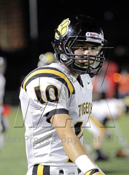 Thumbnail 2 in North Allegheny @ Central Catholic photogallery.