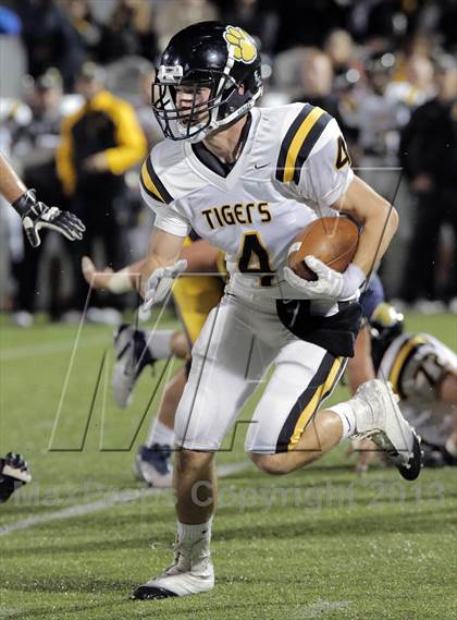 Thumbnail 2 in North Allegheny @ Central Catholic photogallery.