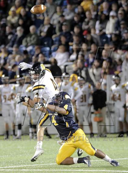 Thumbnail 3 in North Allegheny @ Central Catholic photogallery.