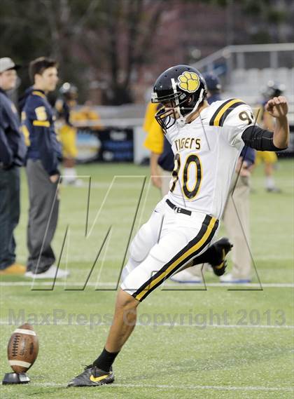 Thumbnail 3 in North Allegheny @ Central Catholic photogallery.