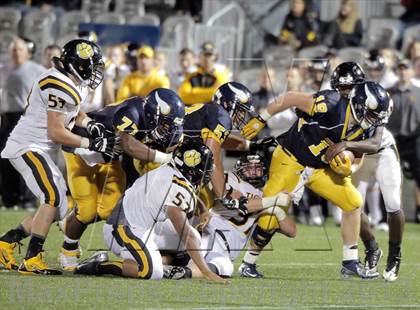 Thumbnail 2 in North Allegheny @ Central Catholic photogallery.