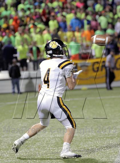 Thumbnail 3 in North Allegheny @ Central Catholic photogallery.