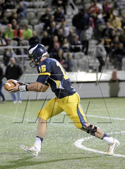 Thumbnail 1 in North Allegheny @ Central Catholic photogallery.