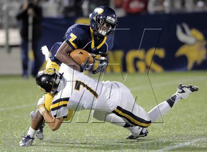 Thumbnail 1 in North Allegheny @ Central Catholic photogallery.