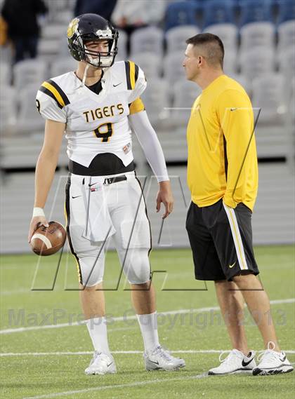 Thumbnail 2 in North Allegheny @ Central Catholic photogallery.