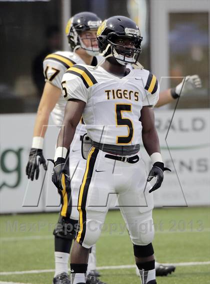 Thumbnail 3 in North Allegheny @ Central Catholic photogallery.