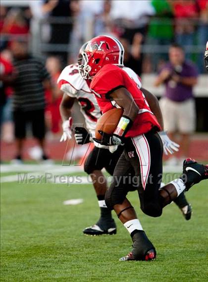 Thumbnail 1 in Glenville @ Wayne (Nike 5 Days 2 Friday) photogallery.
