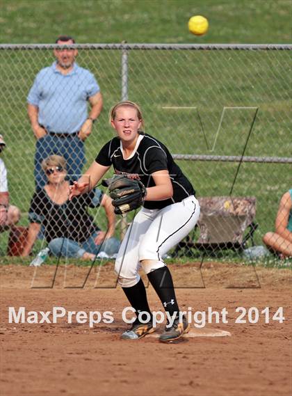 Thumbnail 2 in Powell @ Maryville (TSSAA Region 2-AAA Quarterfinal Playoff) photogallery.