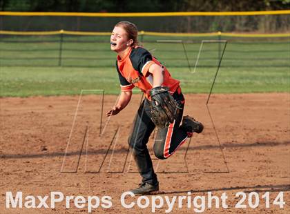 Thumbnail 3 in Powell @ Maryville (TSSAA Region 2-AAA Quarterfinal Playoff) photogallery.