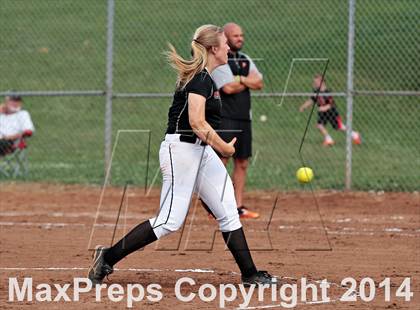 Thumbnail 1 in Powell @ Maryville (TSSAA Region 2-AAA Quarterfinal Playoff) photogallery.