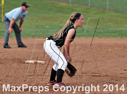 Thumbnail 3 in Powell @ Maryville (TSSAA Region 2-AAA Quarterfinal Playoff) photogallery.