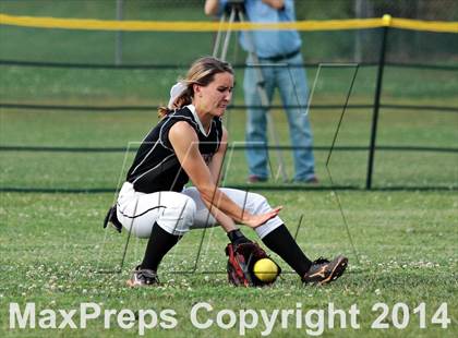 Thumbnail 3 in Powell @ Maryville (TSSAA Region 2-AAA Quarterfinal Playoff) photogallery.